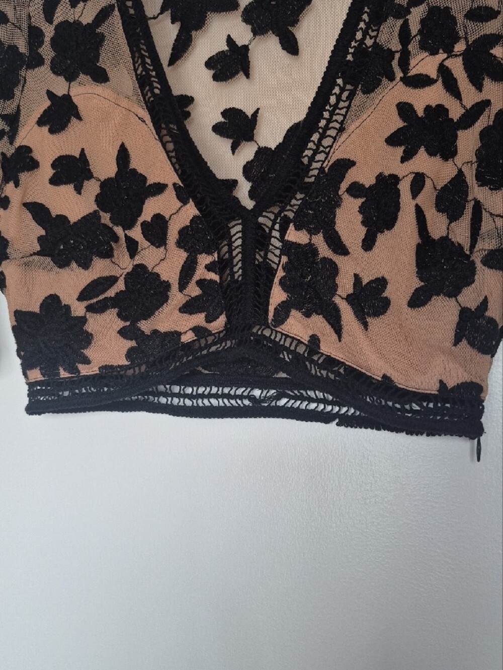For Love & Lemons Black Floral Appliqué Mesh Set, Small - Picture 7 of 17